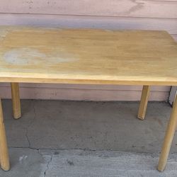 Dining table 