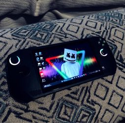 MSI CLAW ULTRA 7 512GB 16GB RAM HANDHELD PC