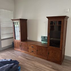 Tv/Media Center With Glass Shelves 