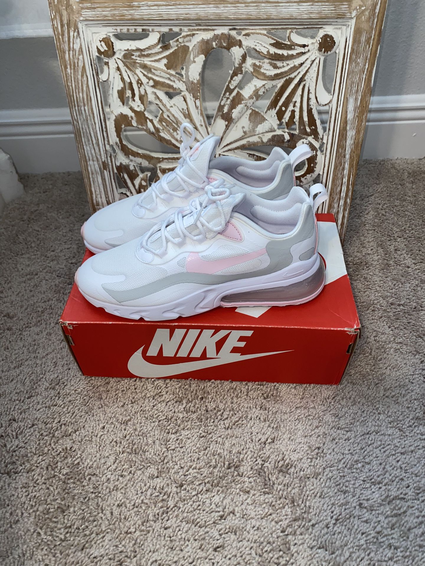 Nike, Pink 