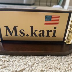 Desk name plate