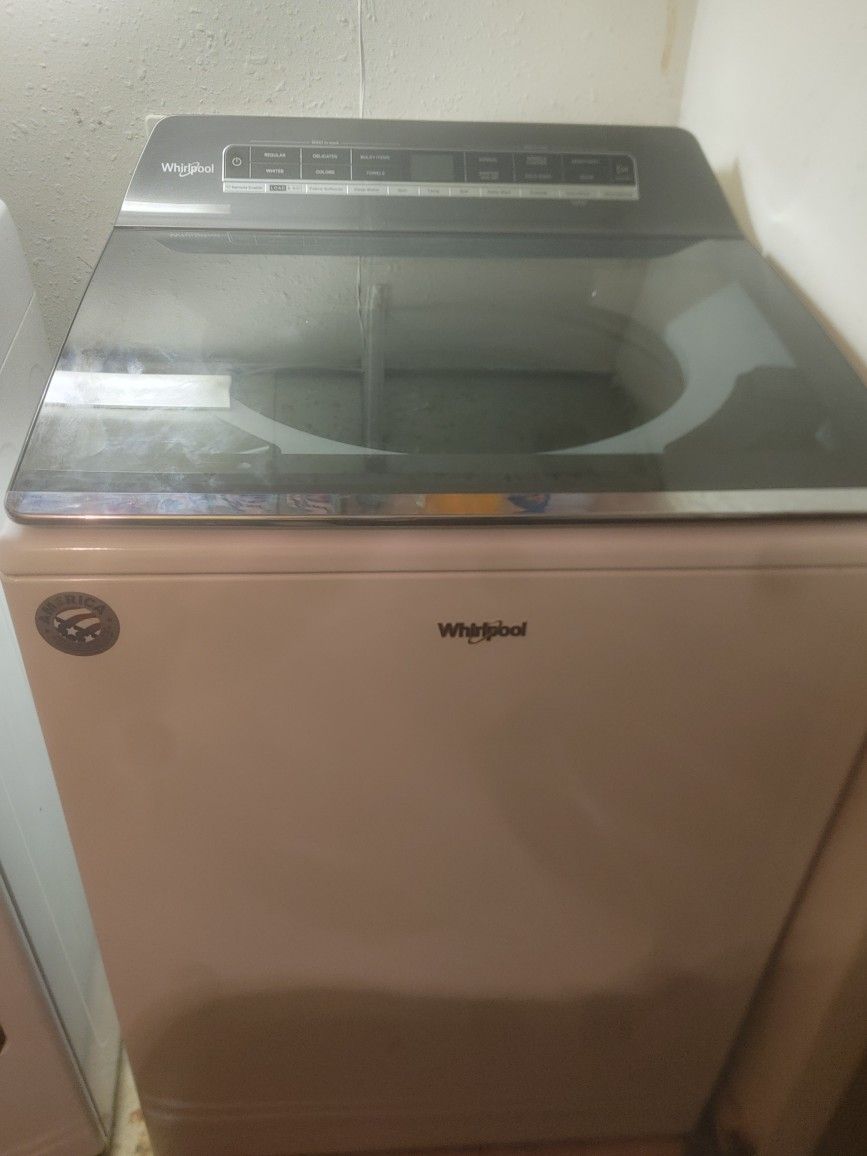 Whirl Pool  XL Washing Machine. Obo