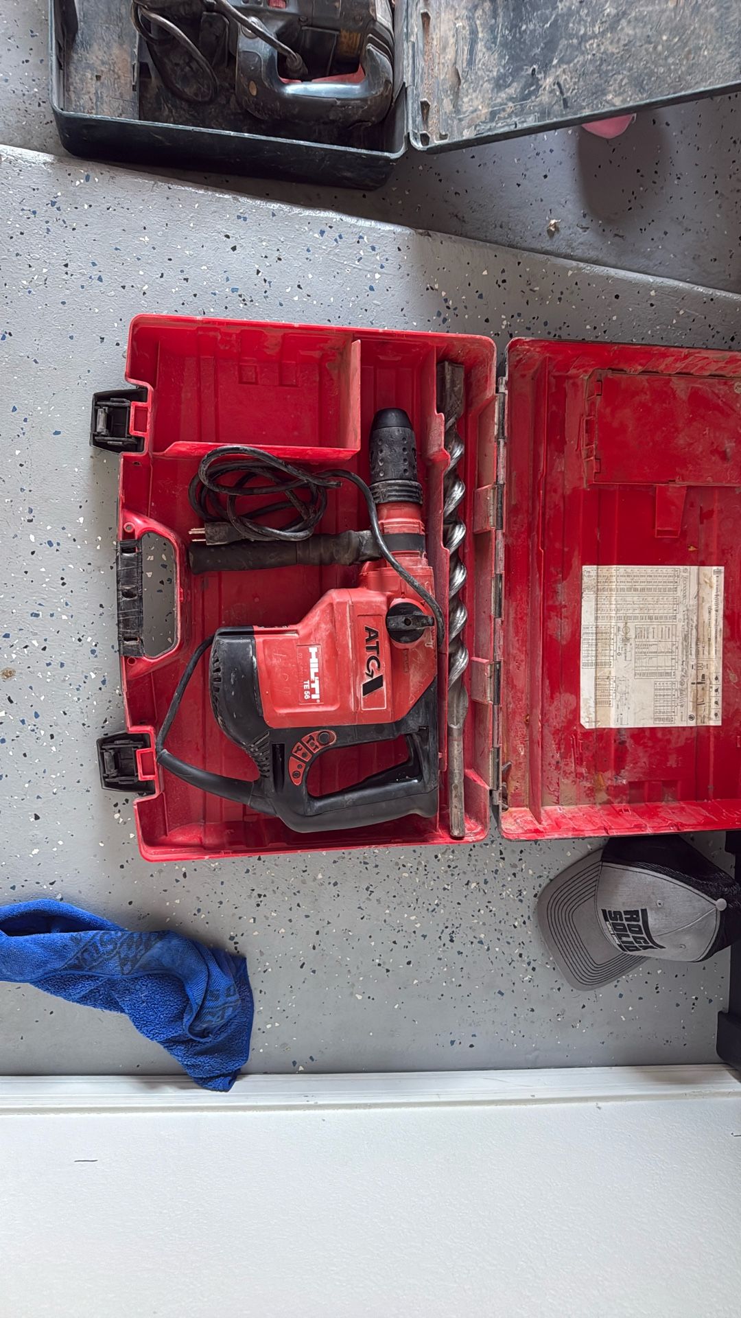 Roto Hammers Hilti And Bosch