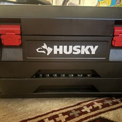 husky tool box set