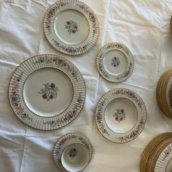 Lennox Fine China- Cinderella Pattern