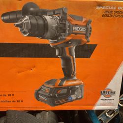 Rigid Brushless 18 V Hammer Drill/Driver Kit