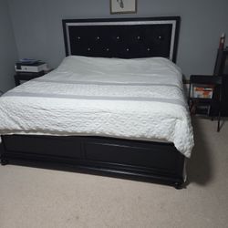 King Size Bedrooms Set