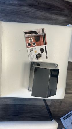 The wall ventilation opening cover of the dryer