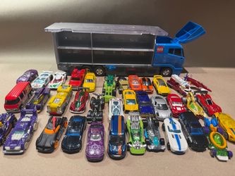 36 Hot Wheels Cars + TOMICA Display Truck