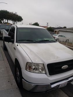 Ford f 150 salvage tiene 300 mil millas