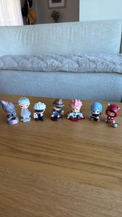 Popmart figures