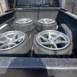 Anovia Titan Deco Directional 18x9.5 +35 