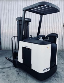 Crown forklift Electric