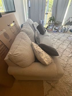 Couch’s like new
