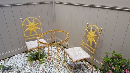 Antique Patio Set. Cast Iron