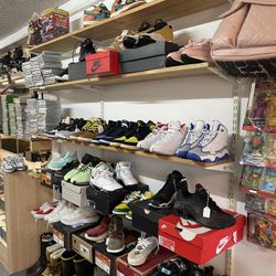 Tenis Shoes And Video Games