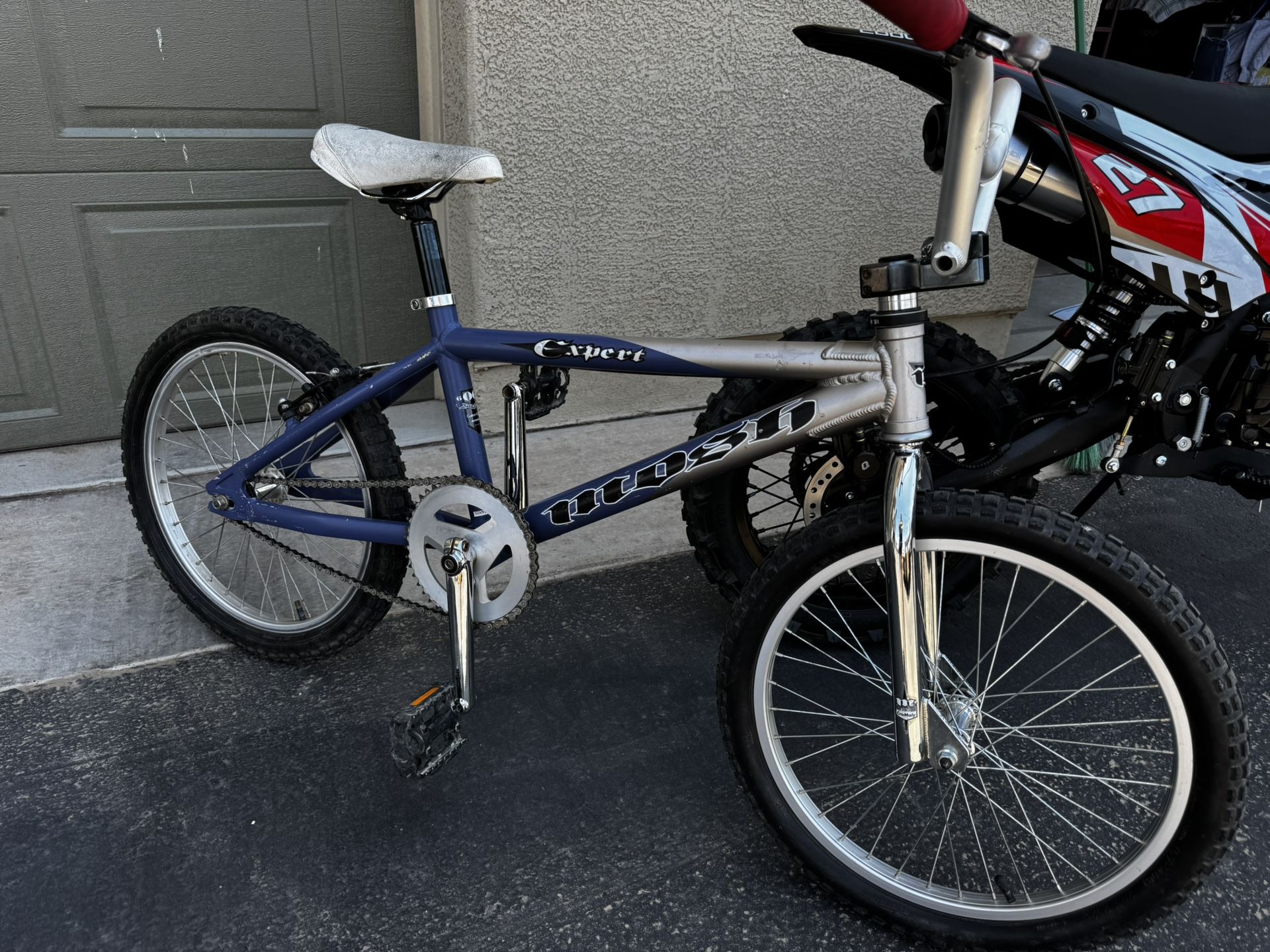 90’s Aluminum BMX MOSH EXPERT BIKE