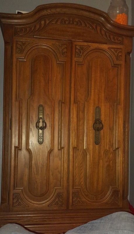 Armoire