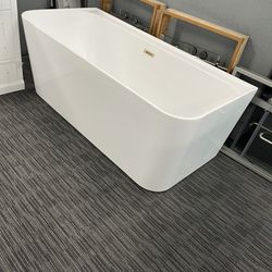 63” Bathtub Freestanding 