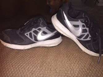 Kids Nikes size 2y