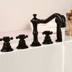 Triple Cross Handles Deck Mounted Roman Tub Faucet With Hand Shower Sh4