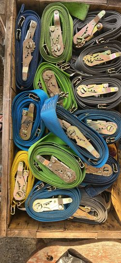 ratchet cargo straps