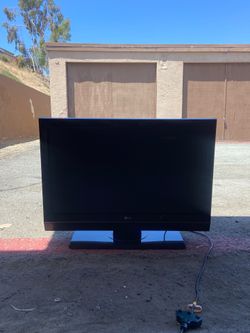 LG 37” TV