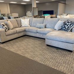 SPECIAL] Ballinasloe Platinum LAF Sectional