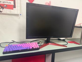 Monitor / keyboard