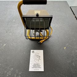 Portable Work Light - Commercial Electric 500 watt portable work light