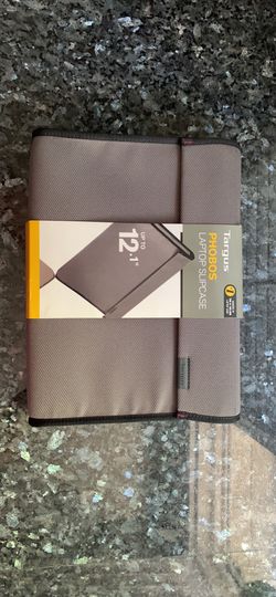 New***Targus Phobos laptop slipcase