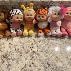 2011-12 Cabbage Patch Kids - Lot of 6 Dolls