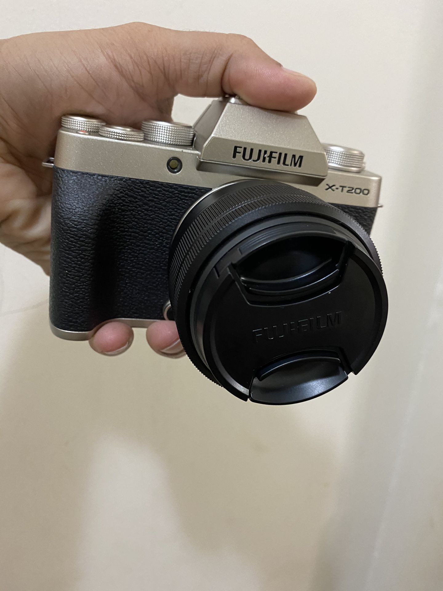 Fujifilm xt200 camera