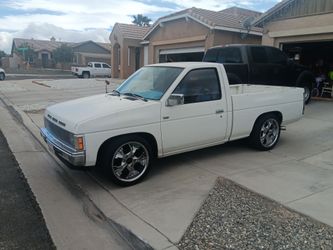 Nissan pickup truck hardbody D21 z24i automatic transmission