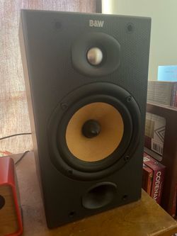 Bowers & Wilkins DM 601 S2 Speakers (Pair)