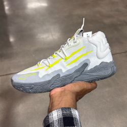 Pre Loved Puma Lamelo Mb03 Sz11