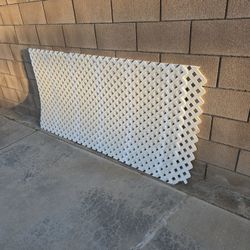 4 Vinyl Lattice Sheets Approximately ( 3' x 6' ).