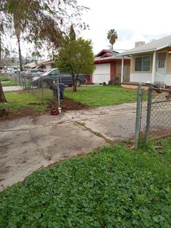 Iron Gates, Fencing 