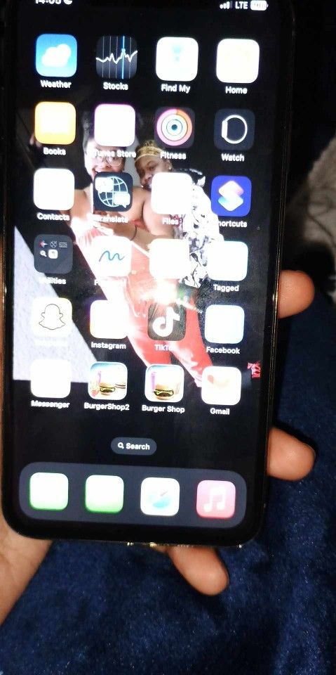 Iphone Xs Max Cricket