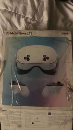 VIRTUAL REALITY HEADSET