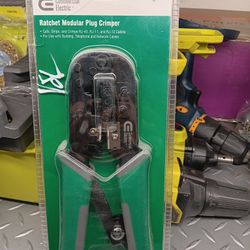 Commercial Electric Ratchet Modular Plug Crimper. 