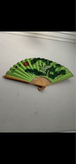 Wall decorations fan