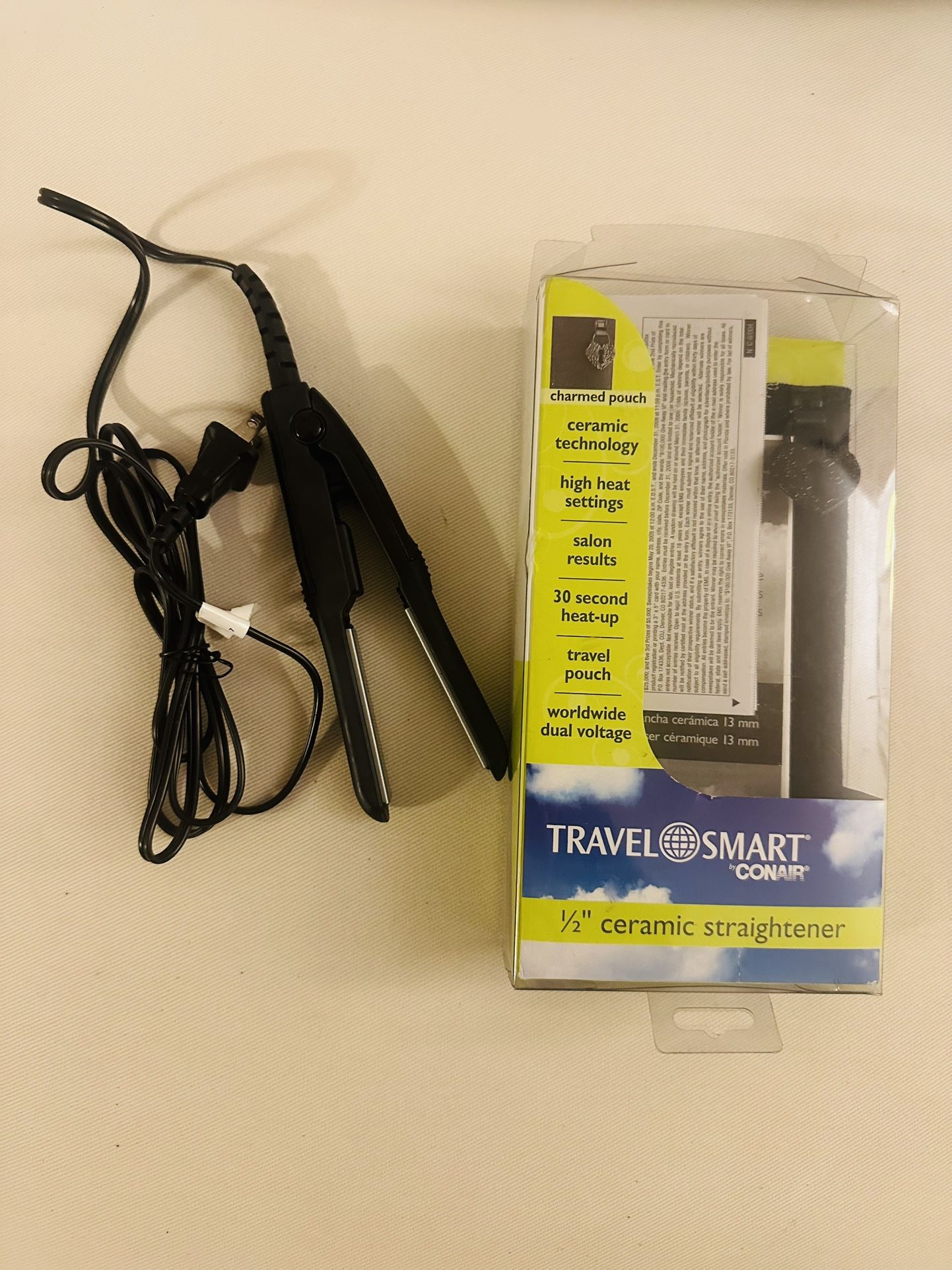 NEW Travel Smart by Conair Mini 1/2-inch Ceramic Flat Iron