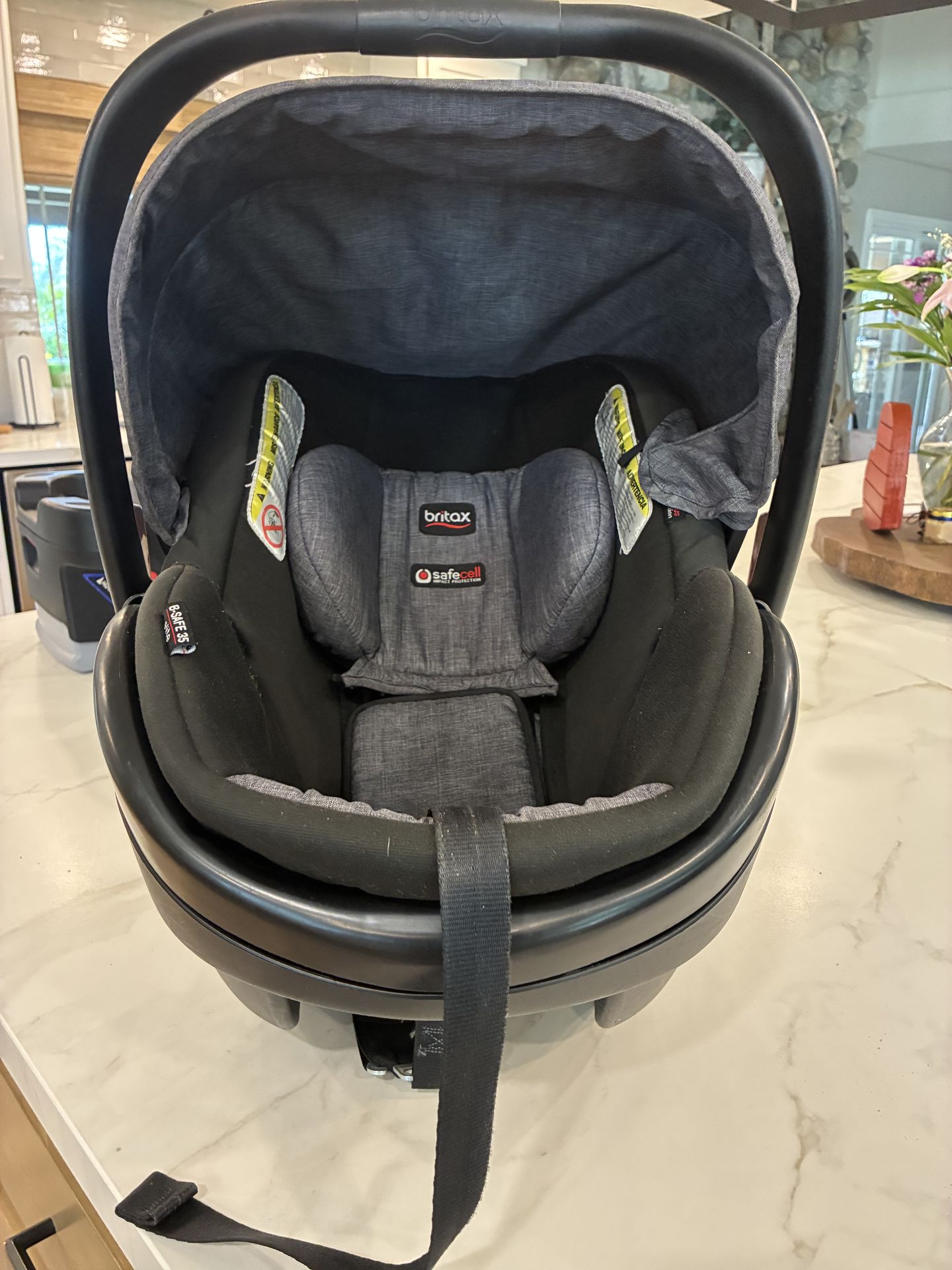 peg perego triplette pram Pop-Up Seat For Team Piroet Maxi-Cosi Mico Luxe Infant leather duffle bag sale Traveling with three is Size:65LB