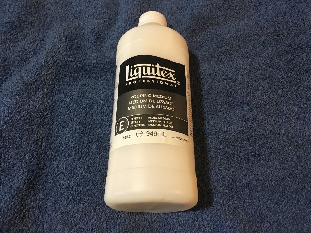 Liquitex Pouring Medium 32oz