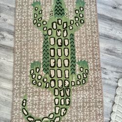 Wool Tufted Alligator Rug
