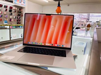 MacBook Pro M1 Pro 32gb ram 512gb ssd 16inch