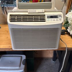 Window Air Conditioner