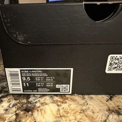 Kobe V PROTRO Size 9.5m