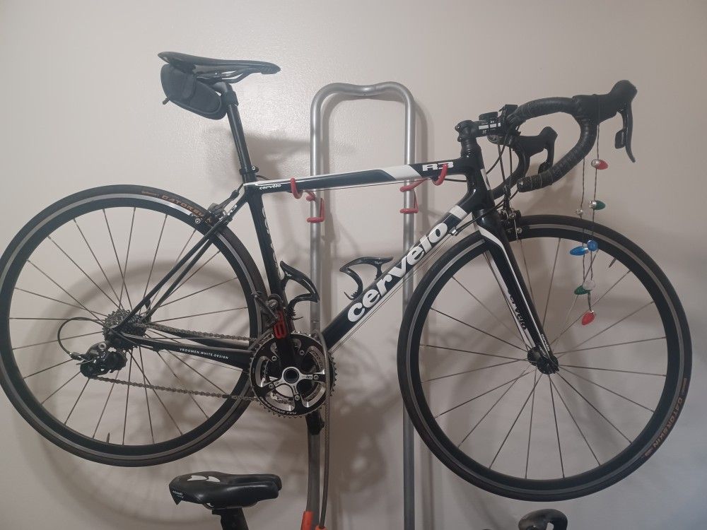 Cervelo R3. Road Bike (Compact). 